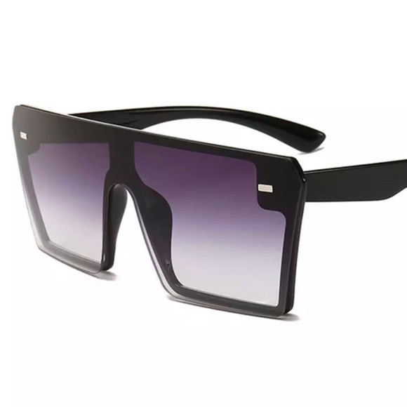 Accessories - Black Shield Sunglasses
